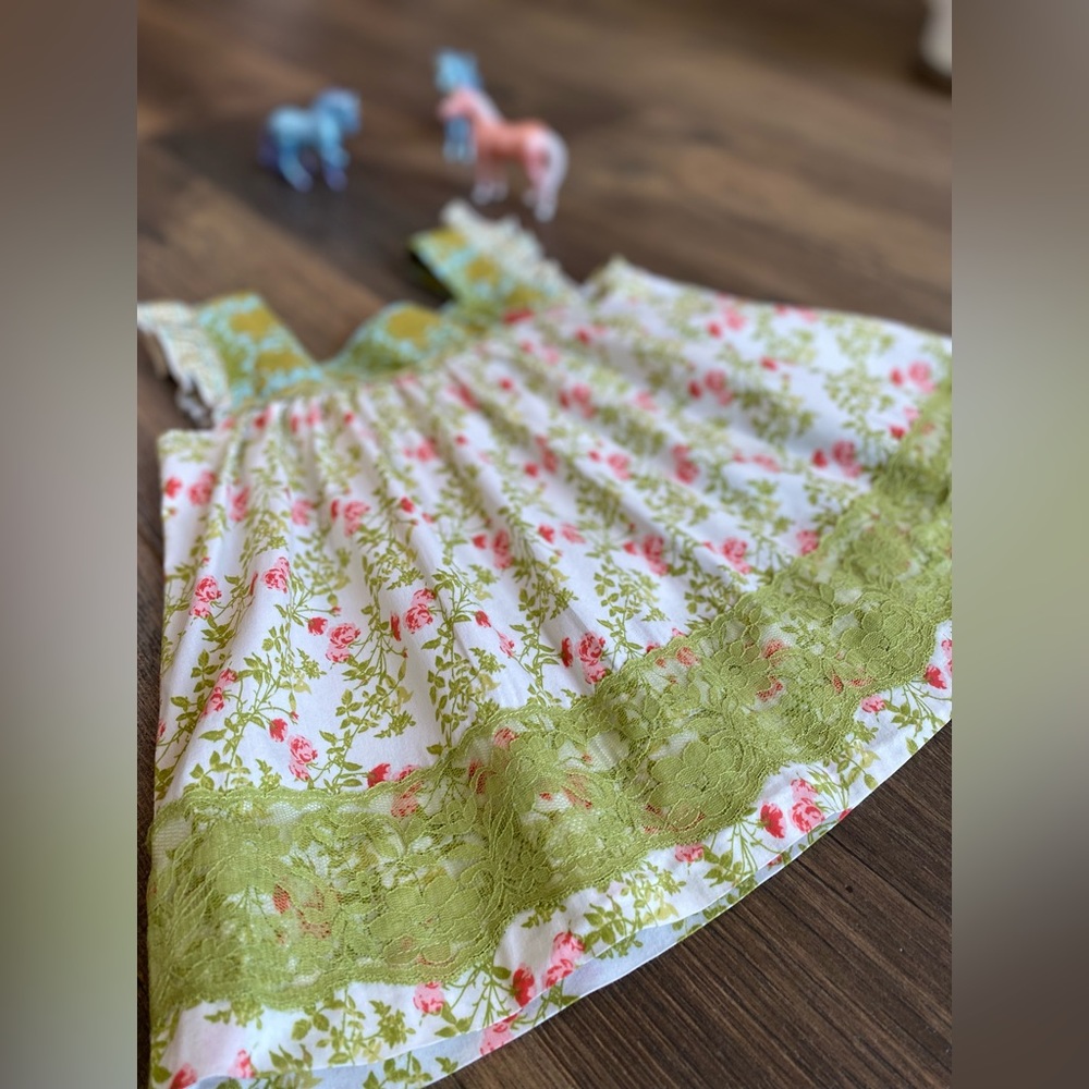 *Vintage* Matilda Jane Serendipity Top